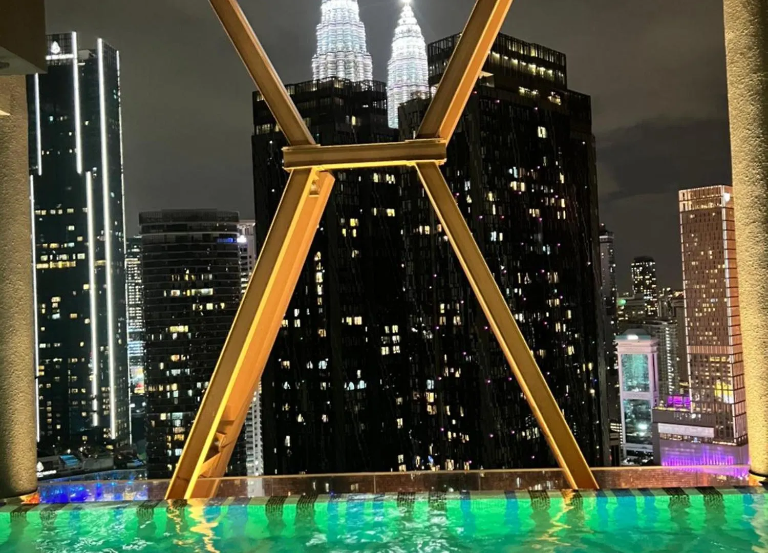 Scarletz Suites Kuala Lumpur By City Center 公寓
