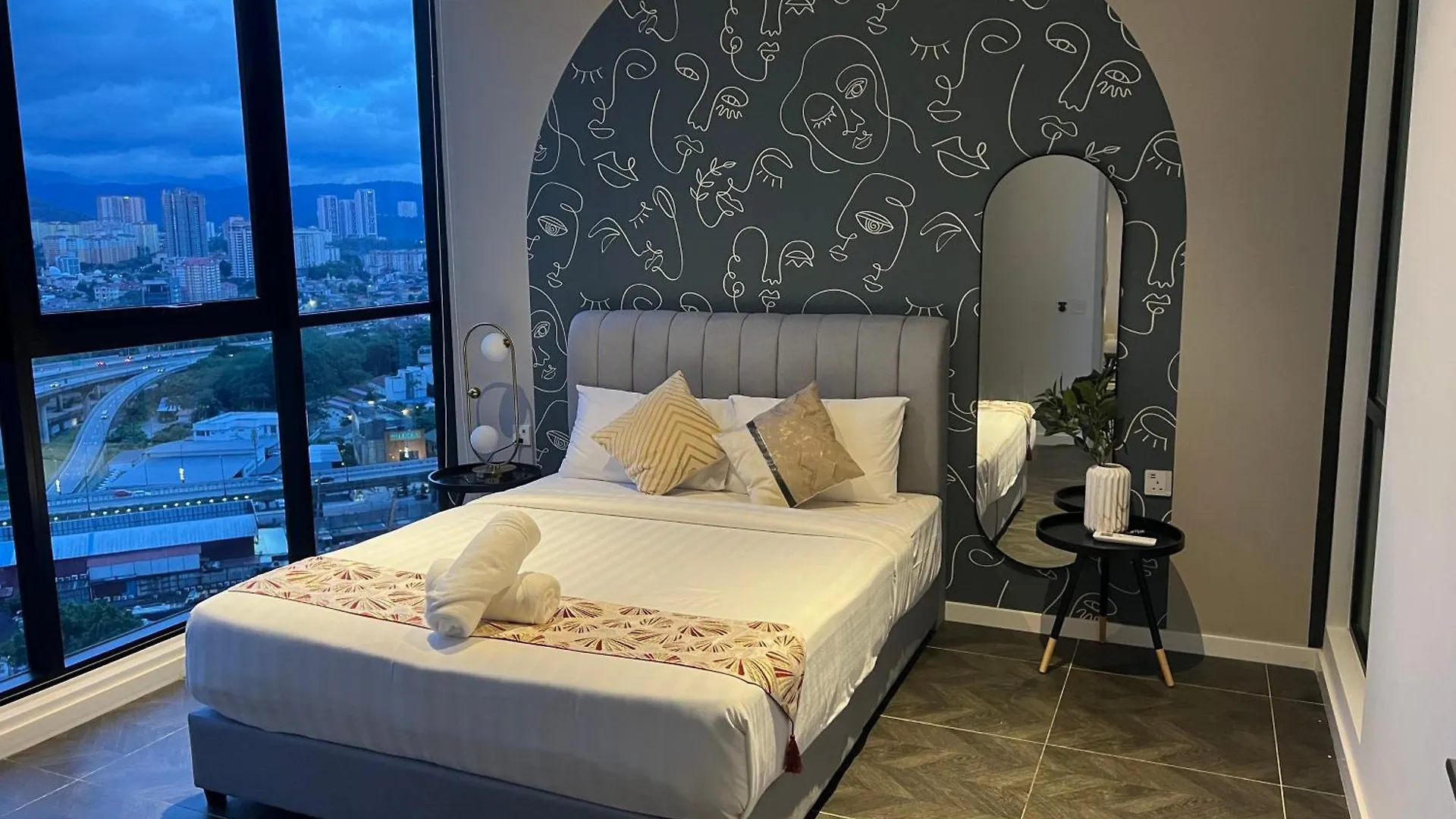 Scarletz Suites Kuala Lumpur By City Center 0*,  马来西亚